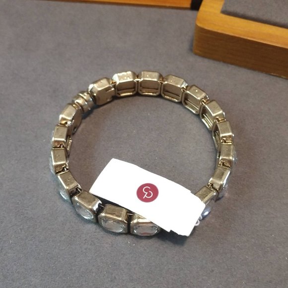 NEW Jewelry Bundle - Picture 7 of 9